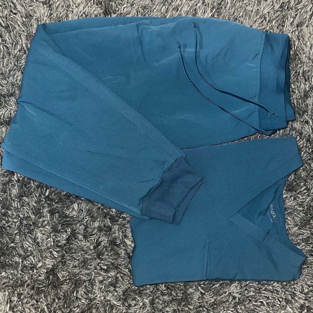 Mandala scrub set M top PL bottoms